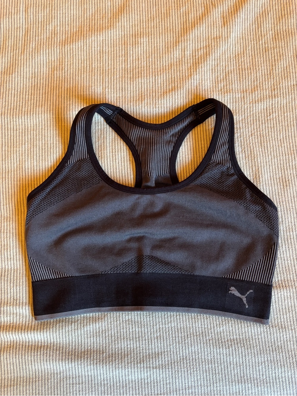 Puma Women's Gray Seamless Racerback Sports Bra